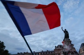 بدون حكومة جديدة.. فرنسا تعيش انسدادا سياسيا «غير مسبوق»