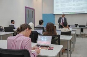 جامعة أبوظبي تطلق برامج تطوير مهني جديدة لتحفيز الابتكار التعليمي بتقنيات الذكاء الاصطناعي