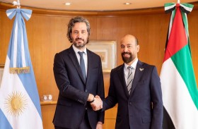 سفير الإمارات يلتقي وزير الخارجية والتجارة الدولية والعبادة الأرجنتيني