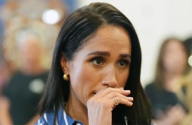 العثور على كمية كبيرة من المواد غير القانونية بمنزل والد ميغن ماركل في الفيليبين 