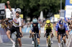 بوجاتشار دراج فريق الإمارات يتصدر المرحلة الأولى والترتيب العام لطواف روماندي