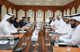 دائرة البلديات والنقل وبلدية مدينة أبوظبي ومركز الفجيرة لنظم المعلومات الجغرافية يبحثون تعزيز التعاون المشترك وتبادل الخبرات