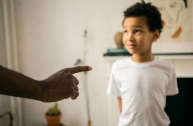 لماذا يكذب الأطفال؟ الدوافع النفسية العميقة التي يجهلها الآباء
