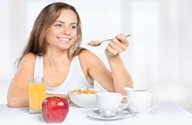 أطعمة مثالية لوجبة سحور تساعدك على الصوم من دون صداع أو دُوار