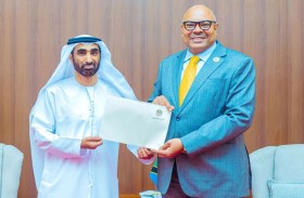 سفير الإمارات يقدم نسخة من أوراق اعتماده إلى وزير خارجية تنزانيا المتحدة
