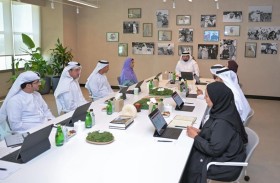 أحمد بن محمد يعلن منحة محمد بن راشد لطلبة الإعلام الإماراتيين 