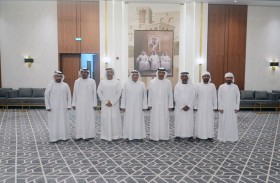 «دبي البحري» يبحث آليات تعزيز السباقات الشراعية في «ملتقى النواخذة»