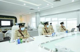 عبد الله المري يتفقد الإدارة العامة للموارد البشرية في شرطة دبي