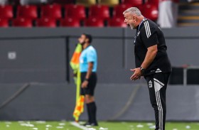 أولاريو كوزمين: مواجهة الوحدة في نهائي الكأس لها حساباتها الخاصة ولقاء الجزيرة في الدوري ليس معيارا