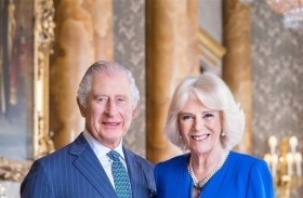 هذا ما تضمنته بطاقة دعوة تتويج الملك تشارلز