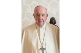 البابا في منغوليا يوجّه رسالة «سلام» إلى الصين 