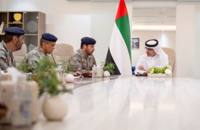 هزاع بن زايد يزور مديرية شرطة منطقة العين ويطّلع على برامجها التطويرية ومستوى الجاهزية الأمنية