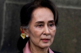 بورما تنقل سو تشي من السجن إلى مبنى حكومي 