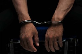 دسّ السم بمياه زميلته ثم قدّم طلبًا مفاجئًا 