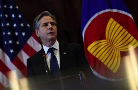 واشنطن تعد بالتزام أكبر في جنوب شرق آسيا...!