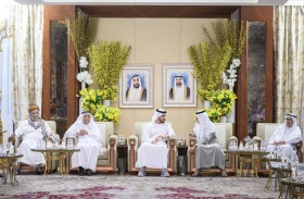 حمدان بن زايد يحضر مأدبة إفطار أقامها نهيان بن مبارك