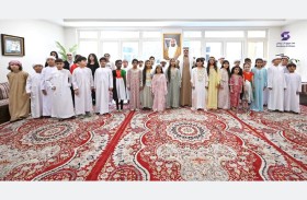 نهيان بن مبارك يطلع على أنشطة البرامج الصيفية لصندوق الوطن