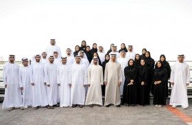 رئيس الدولة يؤكد حرصه على التواصل المباشر مع أسر الشهداء وأبنائهم وتلبية احتياجاتهم ودعمهم وتمكينهم