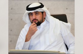 أحمد بن محمد يوجّه بتنظيم النسخة الأولى من بطولة كأس الاتحاد الدولي لرياضات وسباقات الصقور