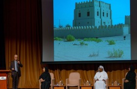 الأرشيف والمكتبة الوطنية يستعرض تاريخ القلاع والحصون والأبراج في أبوظبي ويتأمل حاضرها