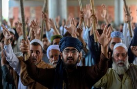 إطلاق سراح شرطيين باكستانيين احتجزهما متظاهرون 