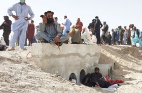 طالبان تتمدد وتسيطر على عاصمة ولاية ثانية