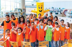مؤسسة دبي لرعاية النساء والأطفال تنفذ مبادرة «اللطف يجعلنا أقوى» وجلسات قرائية ضمن المخيمات الصيفية 