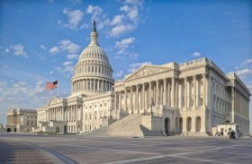 هددوا بتعطيل مجلس الشيوخ.. الديمقراطيون يطالبون بجلسات فورية بشأن إيران