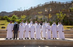 مجلس ضاحية الرحمانية ينظم زيارة لربوع خورفكان السياحية بمشاركة 30 فردا من أهالي الضاحية  