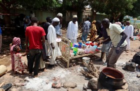 مع تعثر الاقتصاد.. ملايين النازحين في السودان يكافحون من أجل البقاء 