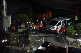 البحث عن ناجين بعد انفجار في جزيرة بريطانية 