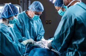 استئصال ورم يزن 15 كيلوغراماً من ظهر مريض