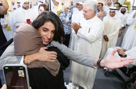 الكويتيون يجددون البرلمان ويعيدون المرأة للمجلس النيابي