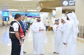 أحمد بن سعيد يشيد بجهود موظفي مطار دبي الدولي
