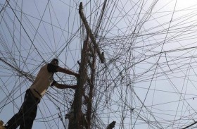 غليان في العراق.. من يستهدف محطات إنتاج الكهرباء؟