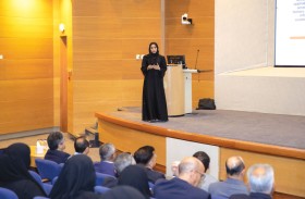 كلية تقنية المعلومات في جامعة الإمارات تجيز أطروحة دكتوراة بعنوان تحديد الطلبة المعرضين لخطر التدني الأكاديمي 