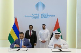 سيف بن زايد يلتقي رئيس موريشيوس ضمن فعاليات القمة العالمية للحكومات