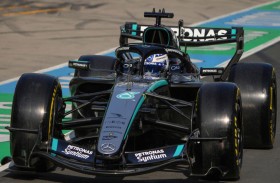 راسل يتصدر ثنائية مرسيدس في تصفيات سباق السبرينت 