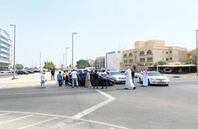 شرطة أبوظبي تحذر من خطورة التجمهر بمواقع الحوادث