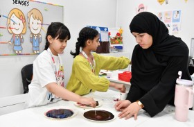 كلية التربية بجامعة الإمارات تنظم معسكرها الصيفي الأول لتعزيز مهارات الأطفال