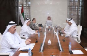 لجنة شؤون الخبراء في قضاء أبوظبي تطلع على طلبات القيد لـ 20 خبيراً