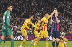 برشلونة يفرط بفرصة الابتعاد عن ريال بفارق 15 نقطة 