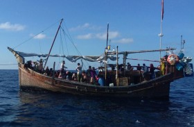 15 قتيلا و19 مفقوداً بعد غرق قارب قبالة إندونيسيا 