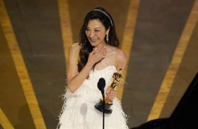 ميشيل يو تدخل تاريخ السينما بأوسكار أفضل ممثلة 