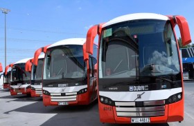 طرق دبي تستأنف خدمة حافلات القرية العالمية والعبرات الكهربائية