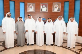 وزارة الموارد البشرية والتوطين وغرفة الشارقة تبحثان جهود تحقيق سياسات التوطين في القطاع الخاص  