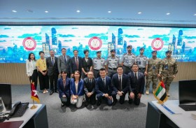 شرطة أبوظبي تبحث التعاون في مجالات العمل الأمني مع وفد من نظيرتها بهونج كونج