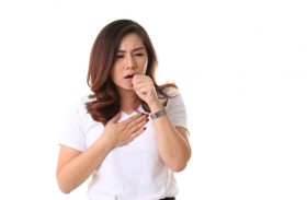 هل يستمر السعال لأكثر من 8 أسابيع؟.. قد يكون أكثر من مجرد كحة
